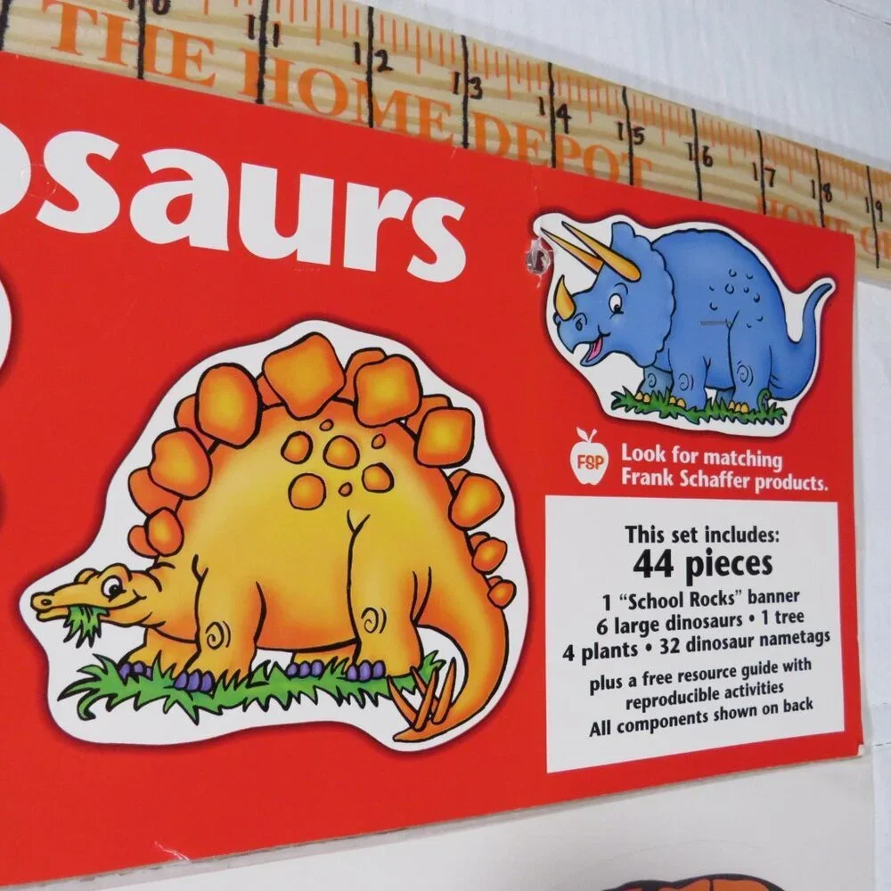 Dinosaurs NEW Unopened BULLETIN BOARD SET (classroom, birthday, bedroom)